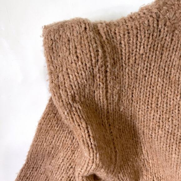NAADAM NWT Wool Cashmere Structured Shoulder Sweater in Camel Size XL - Picture 10 of 13